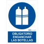 Señal obligatorio enganchar las botellas